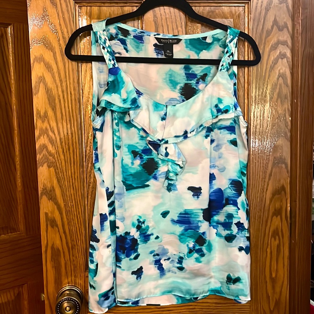 White House Black Market tank top